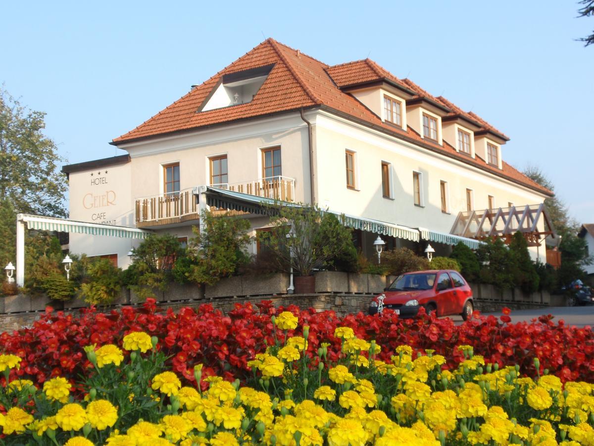 Hotel Geier บาดเชอเนา ภายนอก รูปภาพ